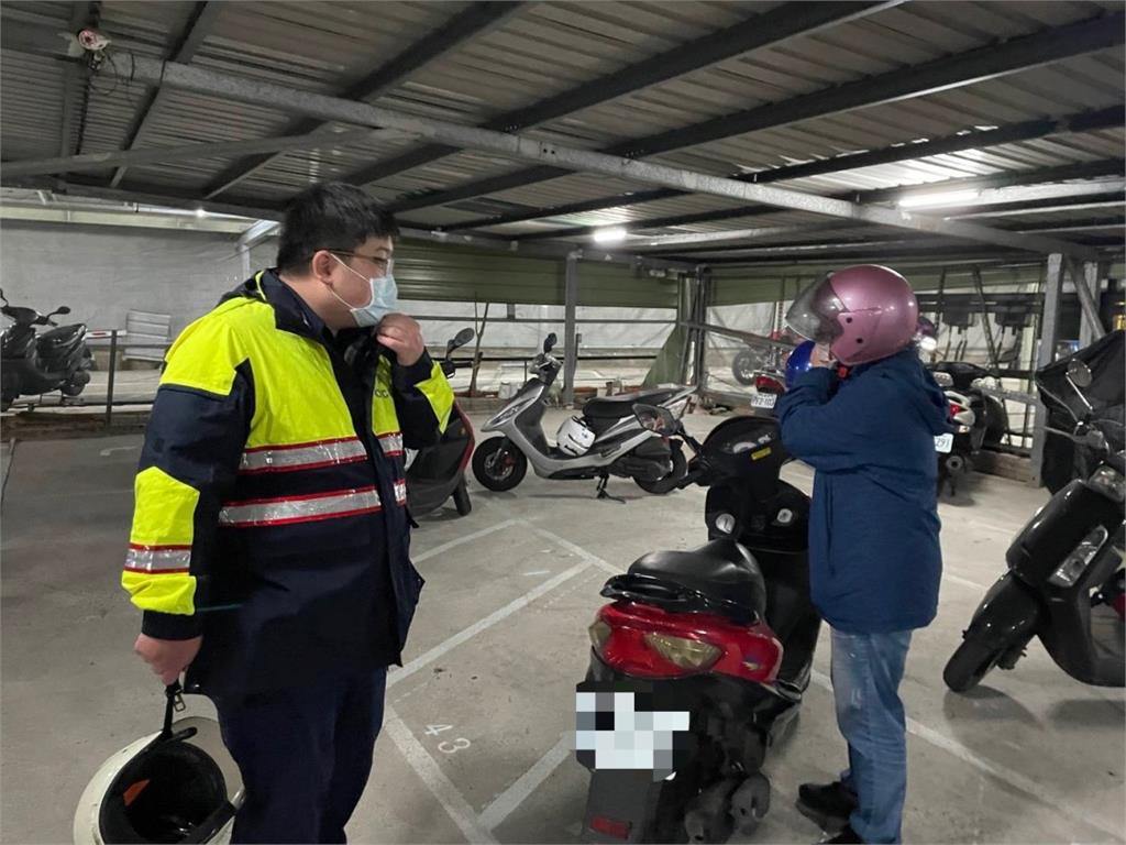 婦找嘸機車稱遭竊　楊梅警調監視器結局傻眼