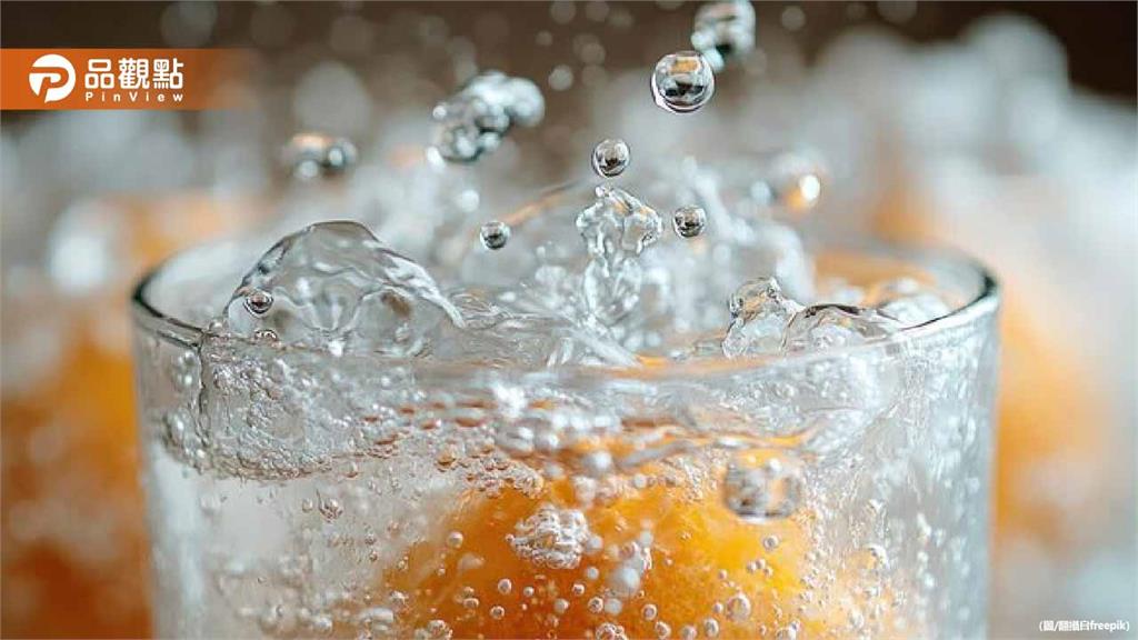 驚！每天一杯含糖汽水讓你老4.6歲 傷害等同天天抽菸