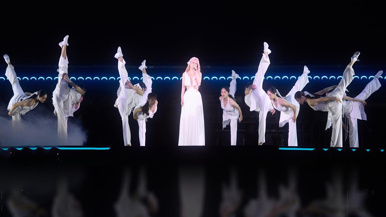 出道25週年!楊丞琳暴瘦「4公斤」跨年首唱 化身「時光歌詠精靈」畫面超震撼