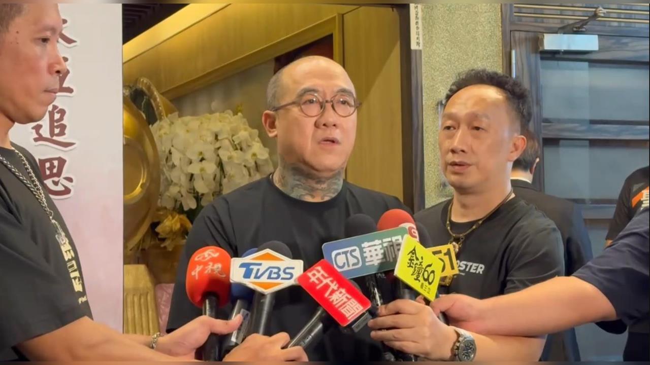 鋼鐵爸突宣布新北警「殉職喪葬全無償辦理」!親揭「出手關鍵」萬網看淚:功德無量