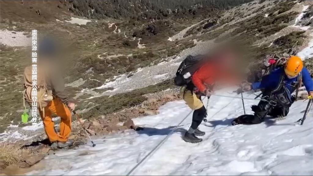 輕裝備登雪霸險受困　幸遇雪訓隊變身「人肉雪樁」脫困