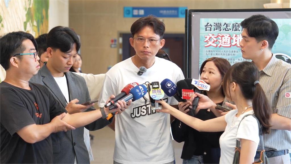 快新聞／白提案廢監院！藍委許宇甄撤簽、李彥秀沒簽　黃國昌：沒必要刻意放大