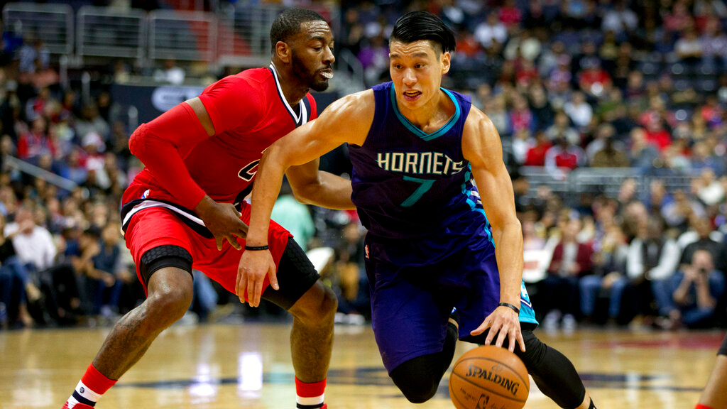 NBA(影)／「牆哥」宣布退休！林書豪曬出兩人「互相隔扣」精彩時刻致敬同梯