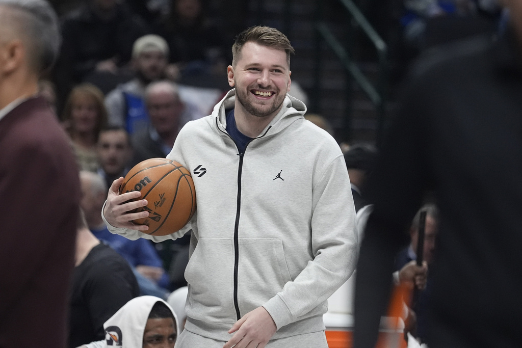 NBA(影)/美媒爆唐西奇交易內幕 獨行俠高層對他喝檸檬紅茶感恐懼而死心