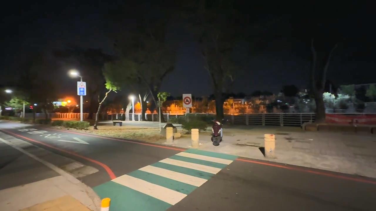 快新聞／新年下棋火氣大！高雄男持「美工刀」怒砍對手　滿地鮮血駭人畫面曝