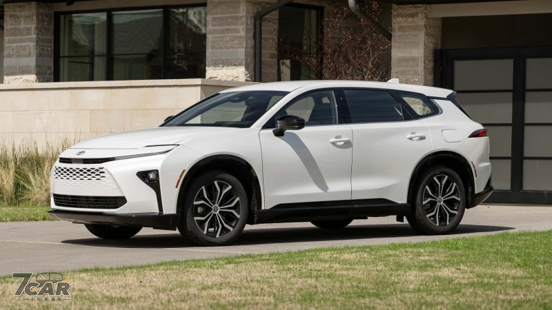 約合新台幣 145 萬元起　美規 Toyota Crown Signia 價格公布