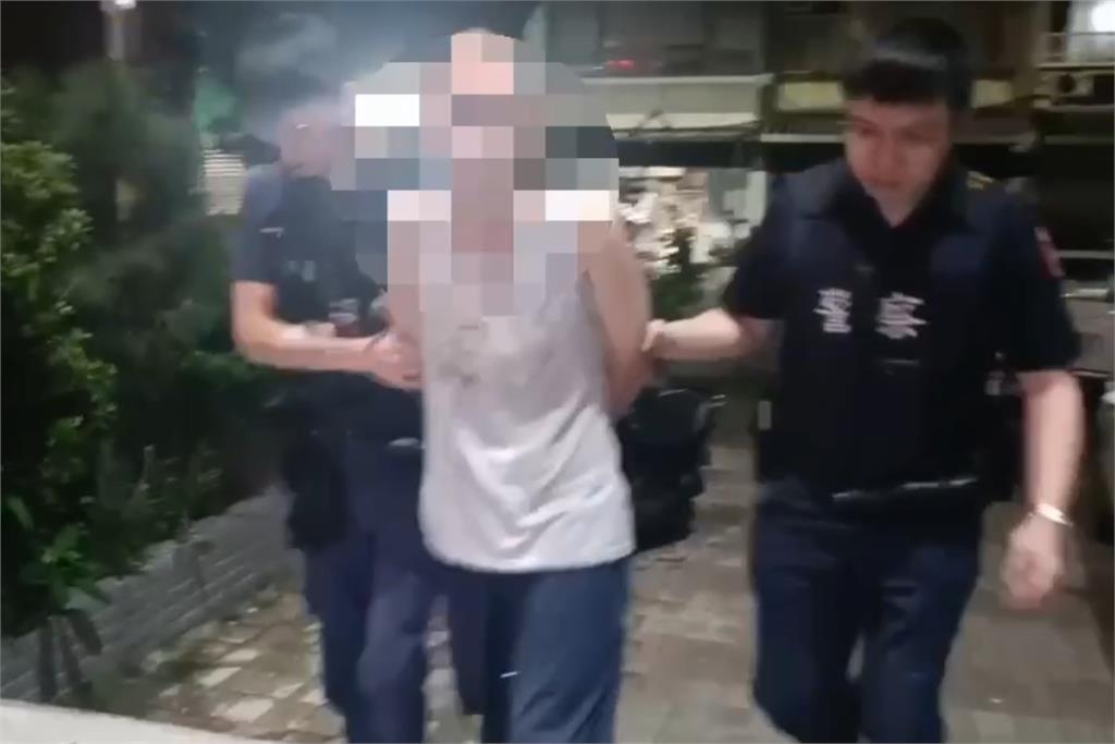快新聞／做家事起口角！三重晚間發生「弟弟刺傷姐姐」兇案　女子「刀插背部」緊急送醫