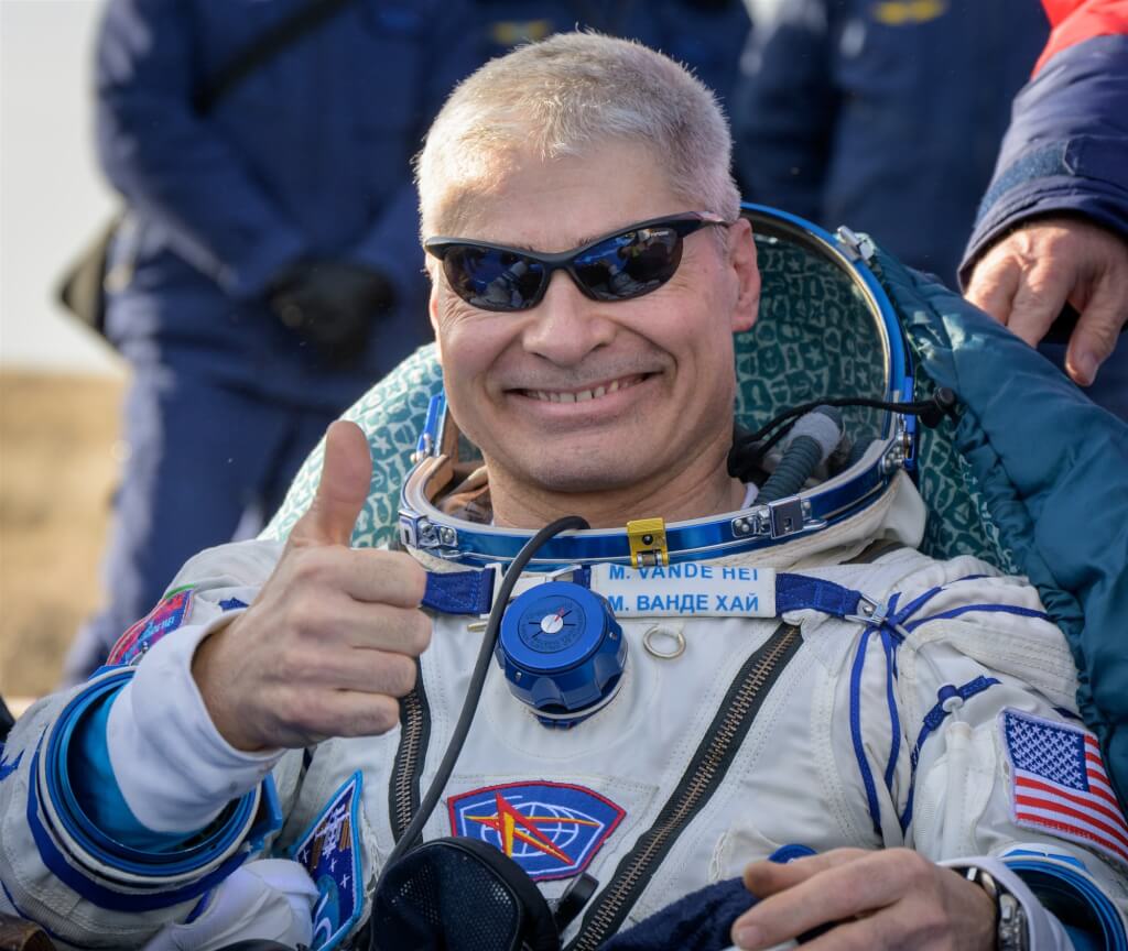 聯合號脫離國際太空站　載俄美3名太空人返抵地球