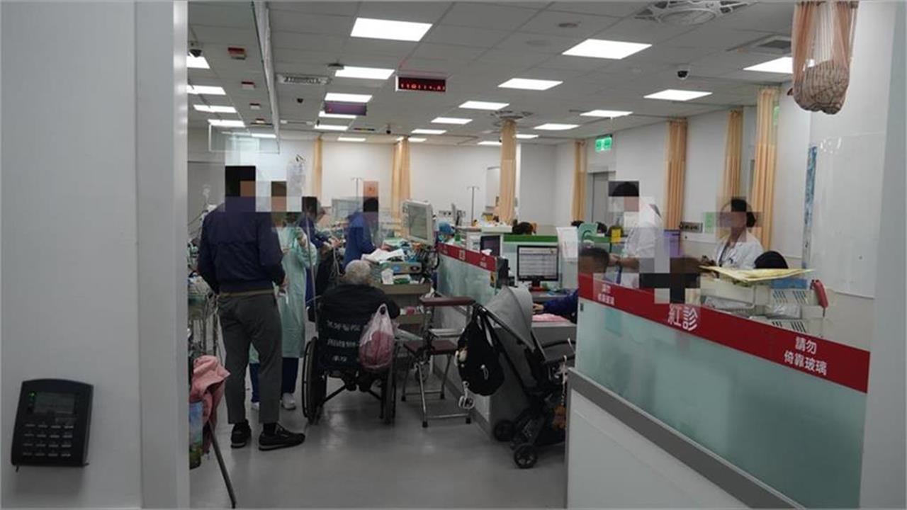 2歲童誤食花生卡支氣管「狂跳舞」！「右肺全塌陷」血氧僅剩63%插管搶命