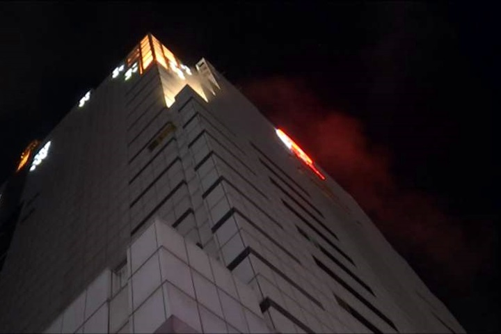 廣三SOGO火警兩人傷 8/10休館檢查