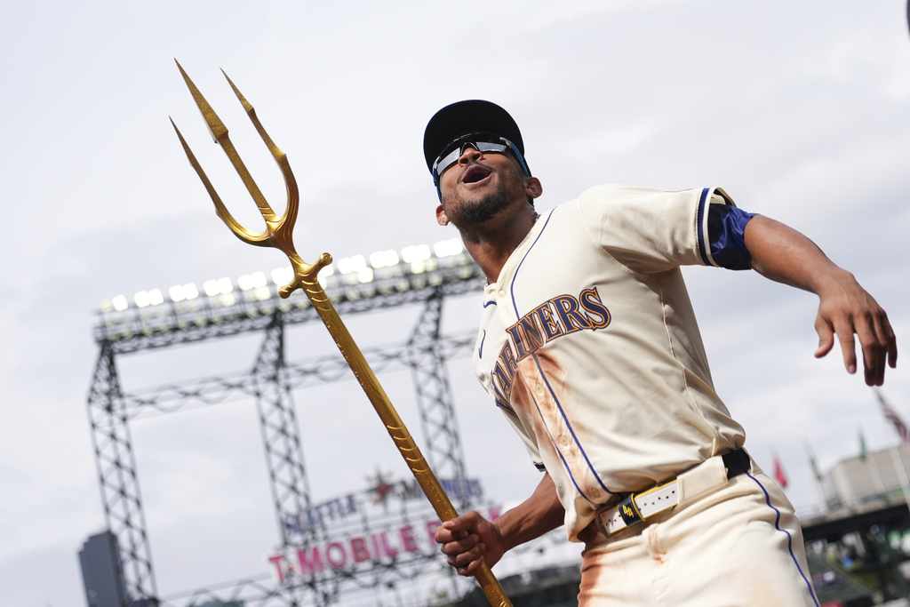 MLB(影)/ 只揮一棒就創造多項紀錄! 水手年輕外野手比肩史上神獸級球星