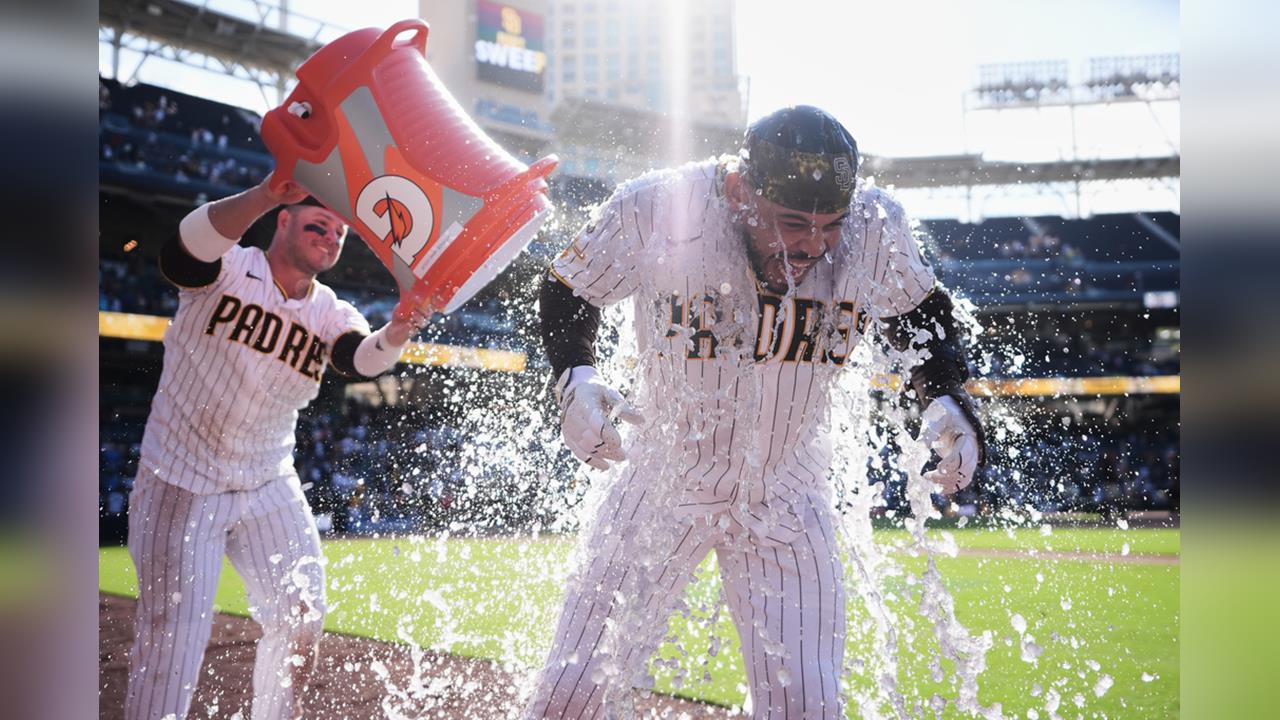 MLB(影)／教士不演了！一個月從國聯第11名衝到外卡第二　逆襲速度太驚人