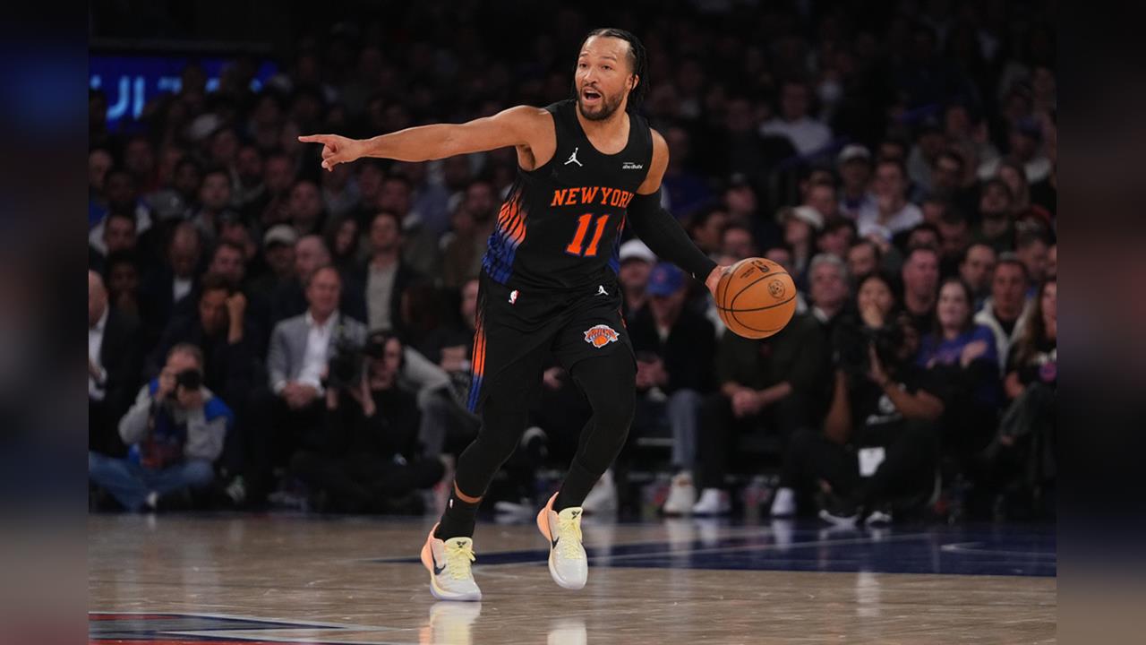 NBA(影)／衛冕軍尼克終開胡！一哥布朗森看世界大賽有感而發：從敲一壘安打開始吧