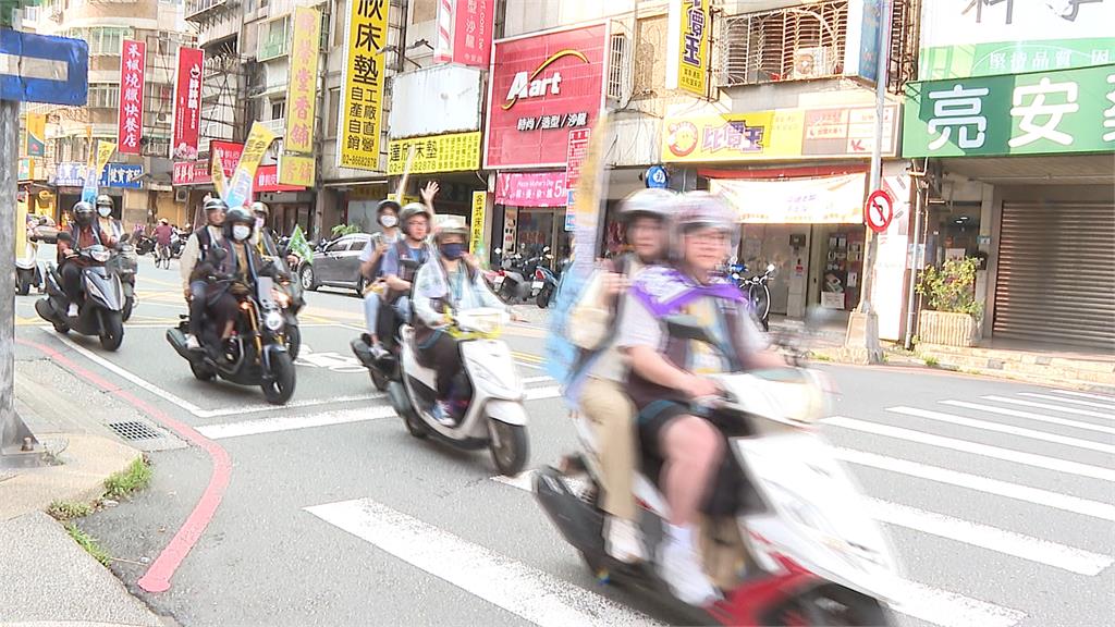 雙和罷團衝連署！機車隊穿梭街巷宣傳　阿美跨區支援宣講