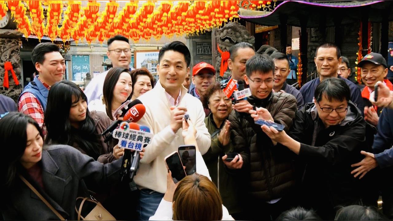 快新聞／台語歌神蔣萬安？K歌還向「川伯」拜師　受訪嗨唱逗樂記者