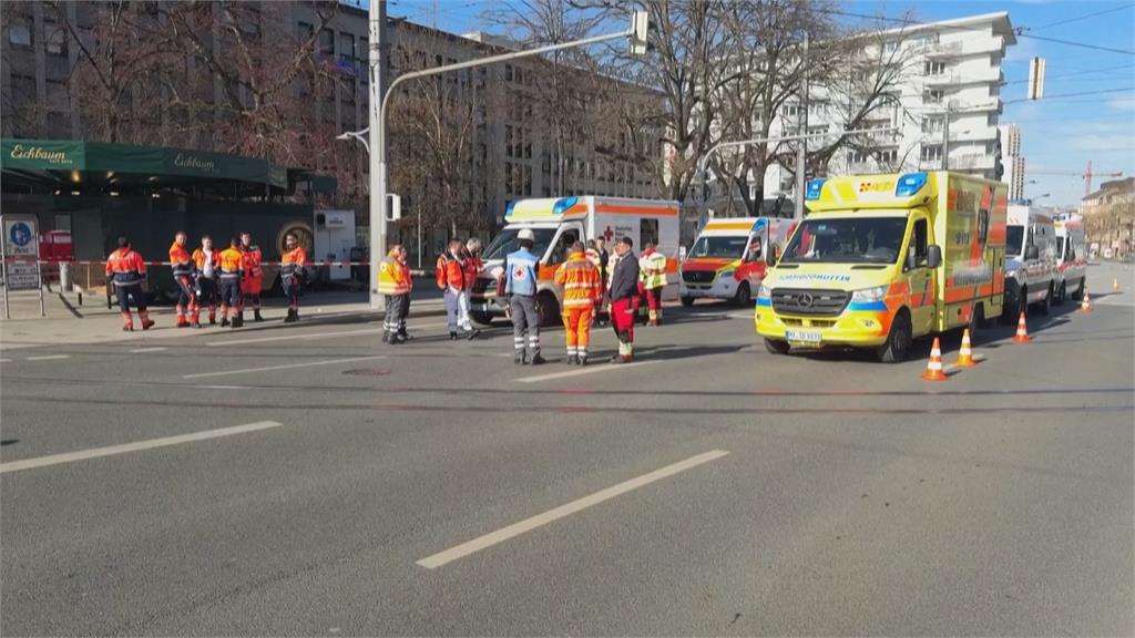 德國曼罕再爆恐怖攻擊　汽車衝撞人群釀２死１１傷