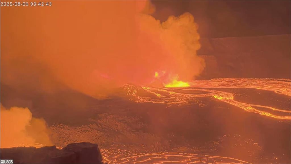 夏威夷火山噴發高達21公尺　滾燙岩漿四溢