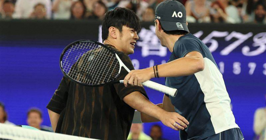 周杰倫澳網初登場　一記Ace遭淘汰「如他所料」自嘲破表