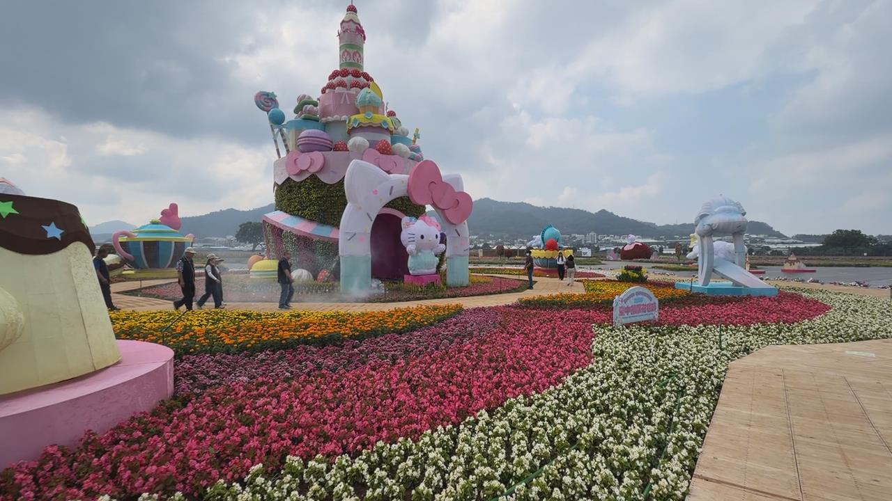 台中國際花毯節開箱！　「蜜糖奇遇」主花毯亮相