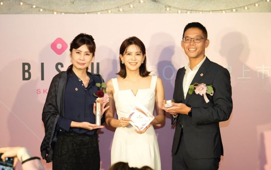 林柏妤親曝保養「這個動作」最重要！愛用Bisou感受法式優雅