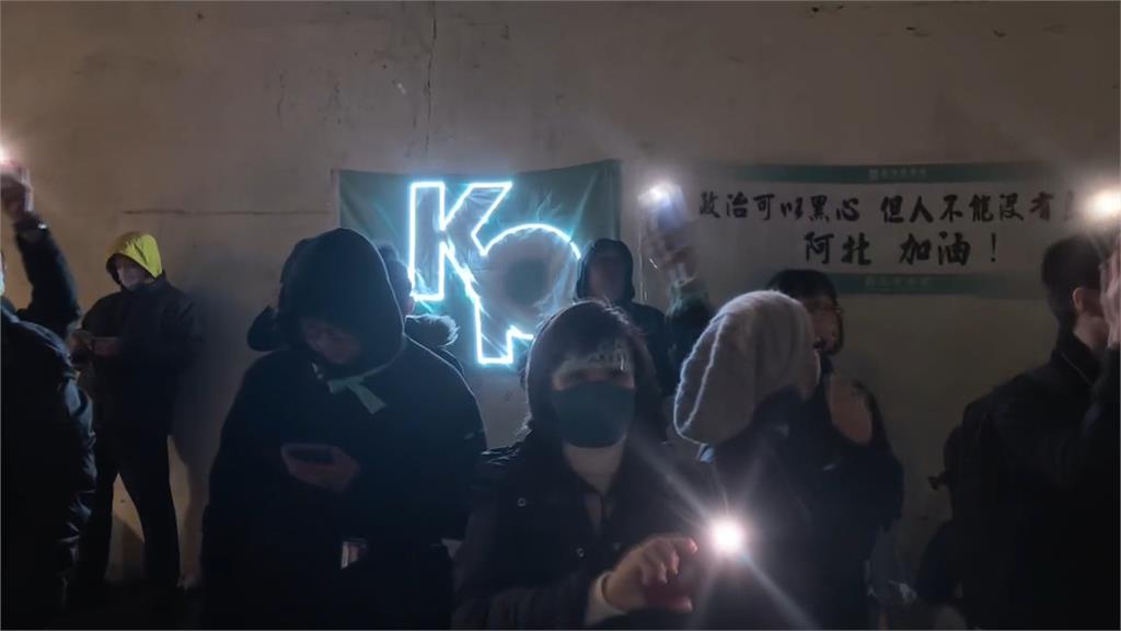柯文哲傳血尿嘔吐身體不適　　昨晚戒護就醫後返所