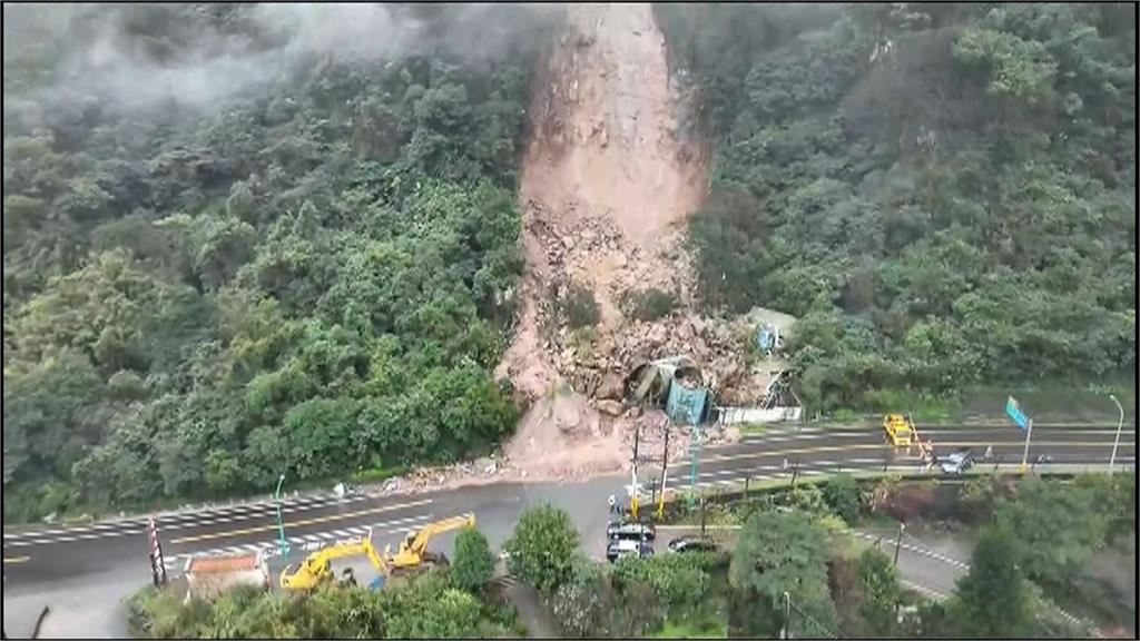 聞石頭掉落聲急逃！淨水廠員工躲死劫　陽金公路坍方壓垮「3大快濾筒」