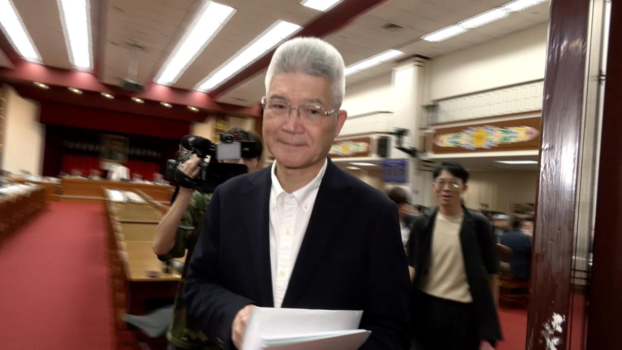 公視董座胡元輝遭趕出委員會　李遠：不該以羞辱為溝通方式
