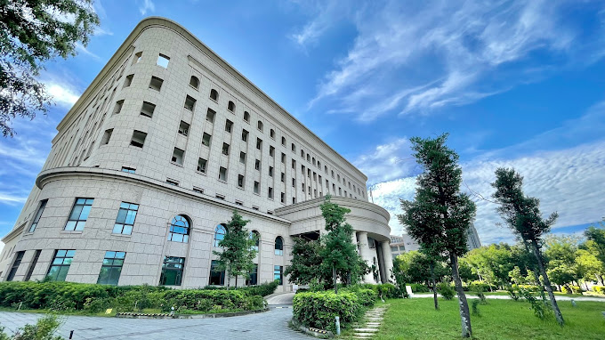 快新聞／新竹市傳幼稚園虐童！4童被掌摑、壓地踢打　3人遭起訴