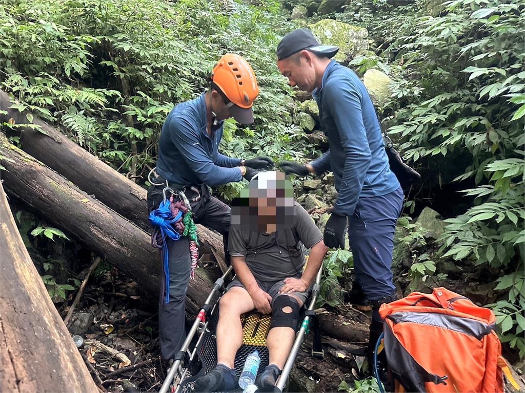 命大！　蝴蝶谷遭落石砸中掉80米溪谷　男子脫臼全身撕裂傷無生命危險