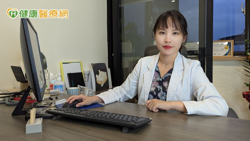 你還在用手擠痘痘嗎？小心細菌感染越擠越糟！