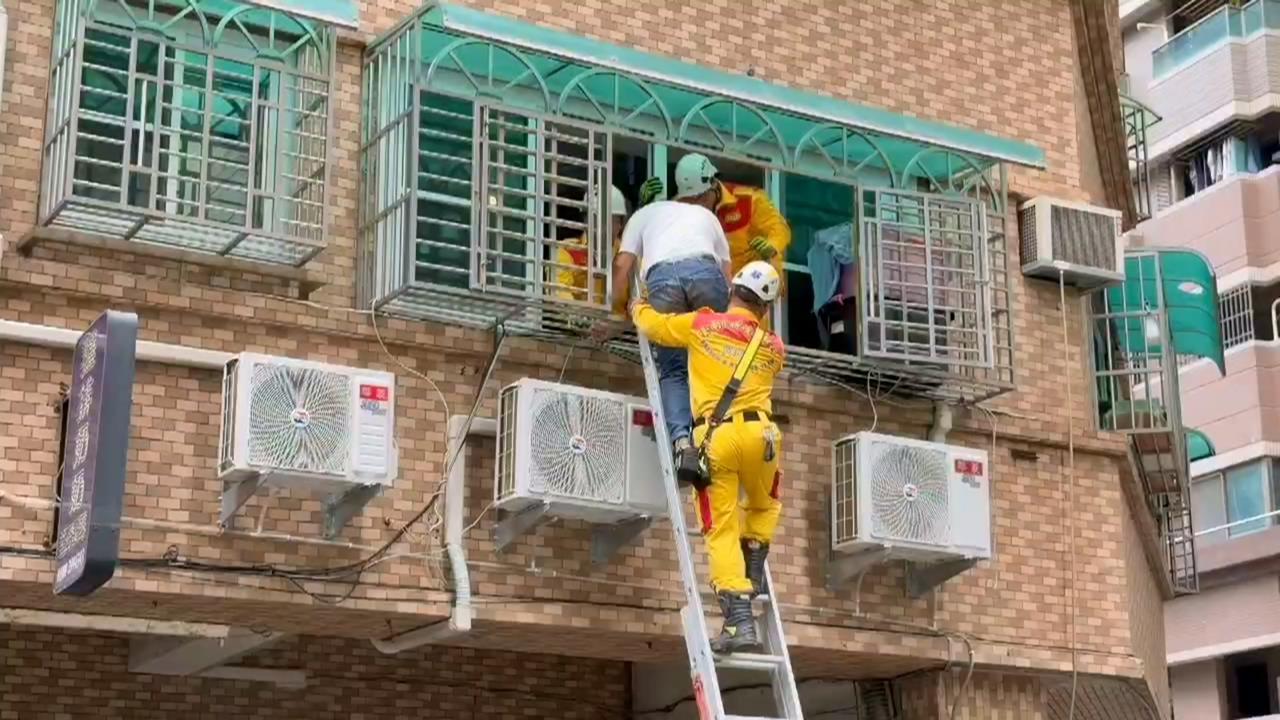 台南安平舉辦防災演練　模擬遇強震住戶疏散逃生