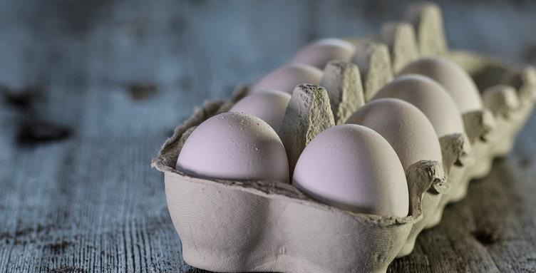 日本蛋批發價每公斤站上335日圓　連鎖餐飲店停賣雞蛋菜色