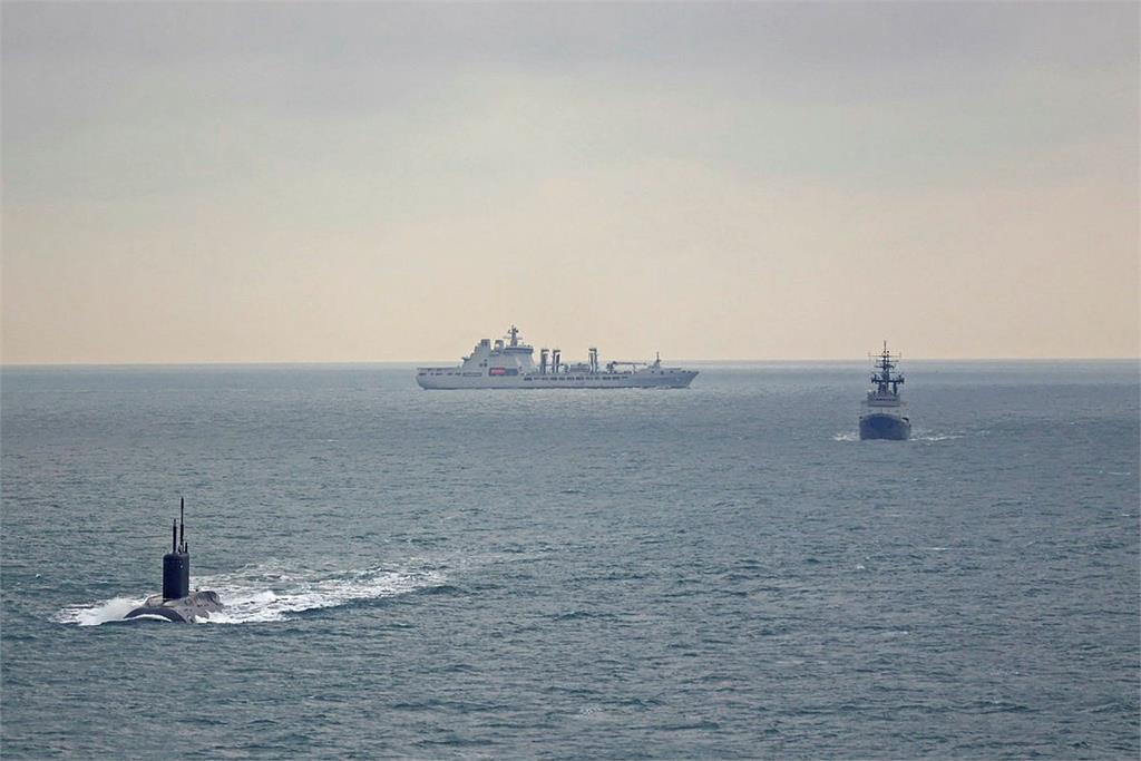普丁無視施凱爾警告　俄艦公然護航影子艦隊穿越英吉利海峽