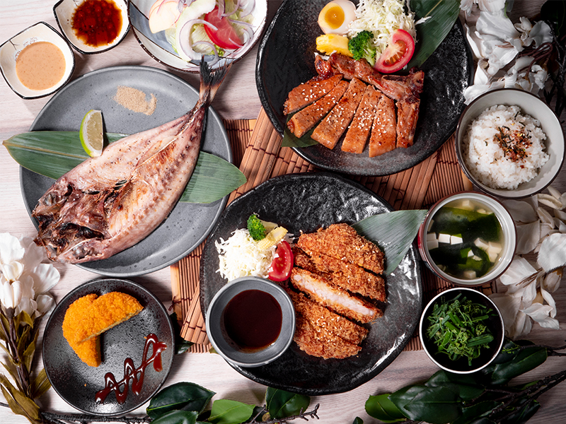 上班族最愛！南屯必吃厚切黃金豬排　全店定食均一價熱賣中！