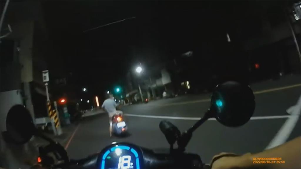 逆向酒駕遭攔查　老翁求情不成大翻臉
