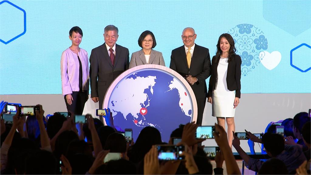 臉書擴大在台投資！培訓逾5萬名數位人才