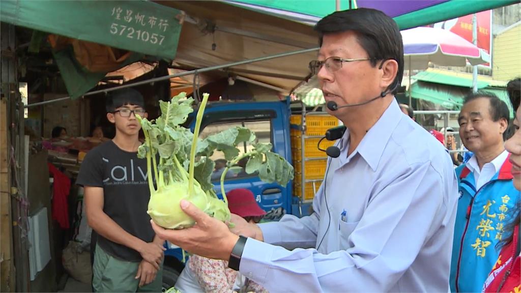 假日無大咖陪！謝龍介直搗麻豆市場拜票