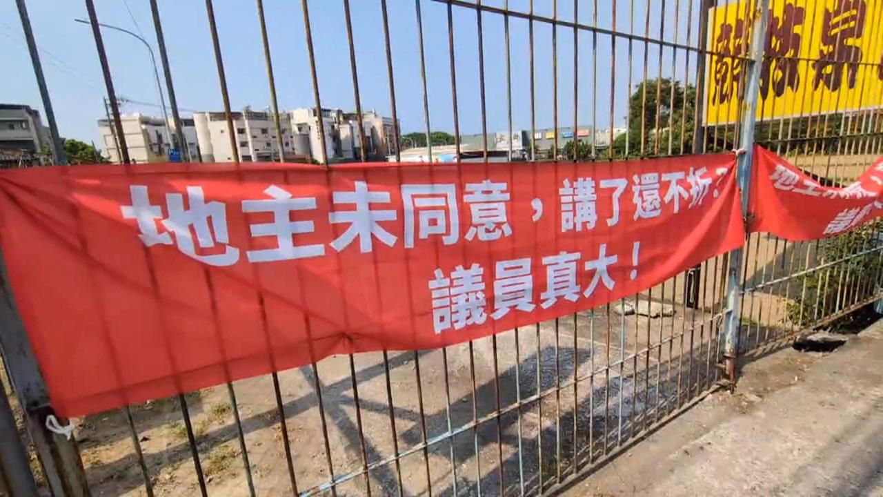 有肚量！張以理競選看板遭塗鴉　親補上「大鬍子」左右對稱