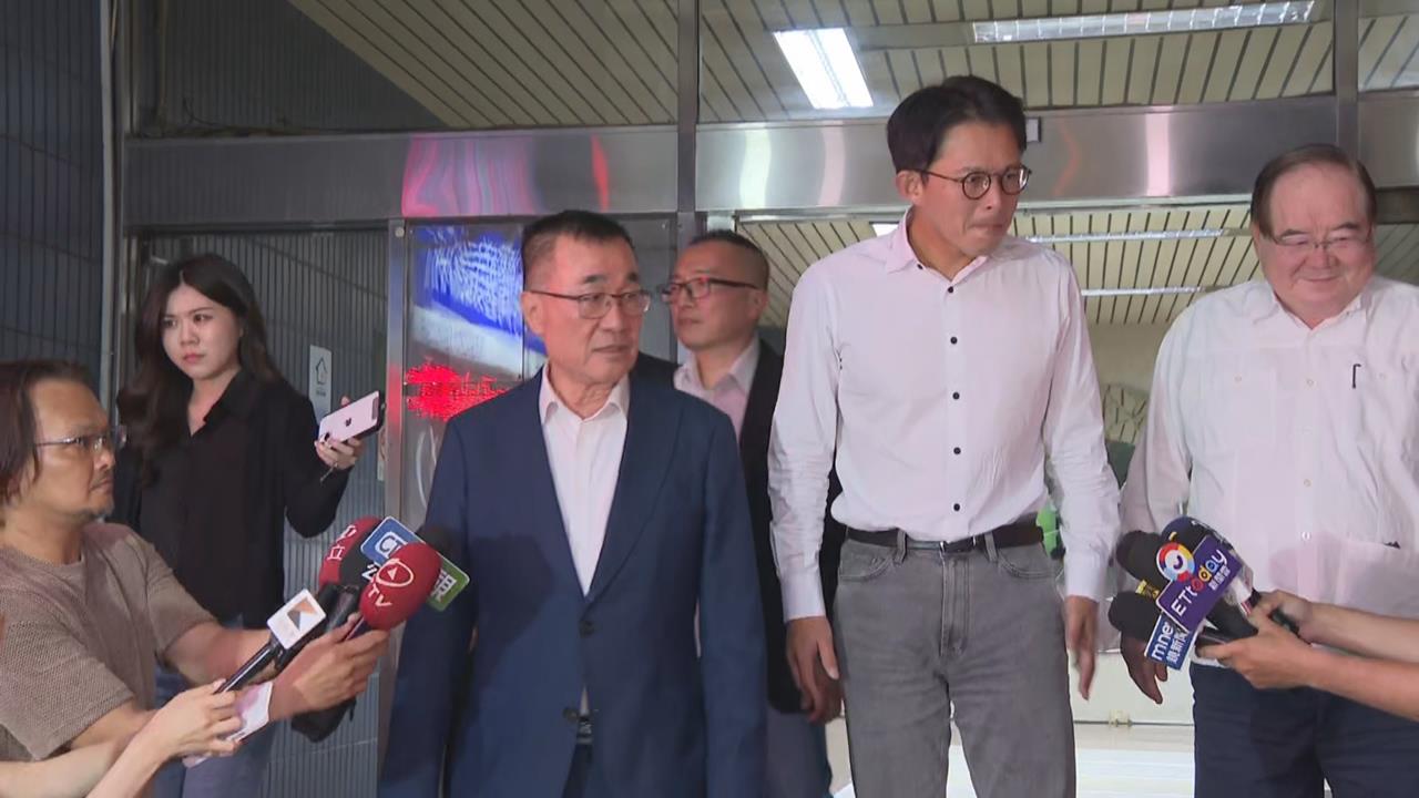 快新聞／黃國昌超尷尬！與李四川談藍白合結束遭民眾嗆：超速仔選到底啦