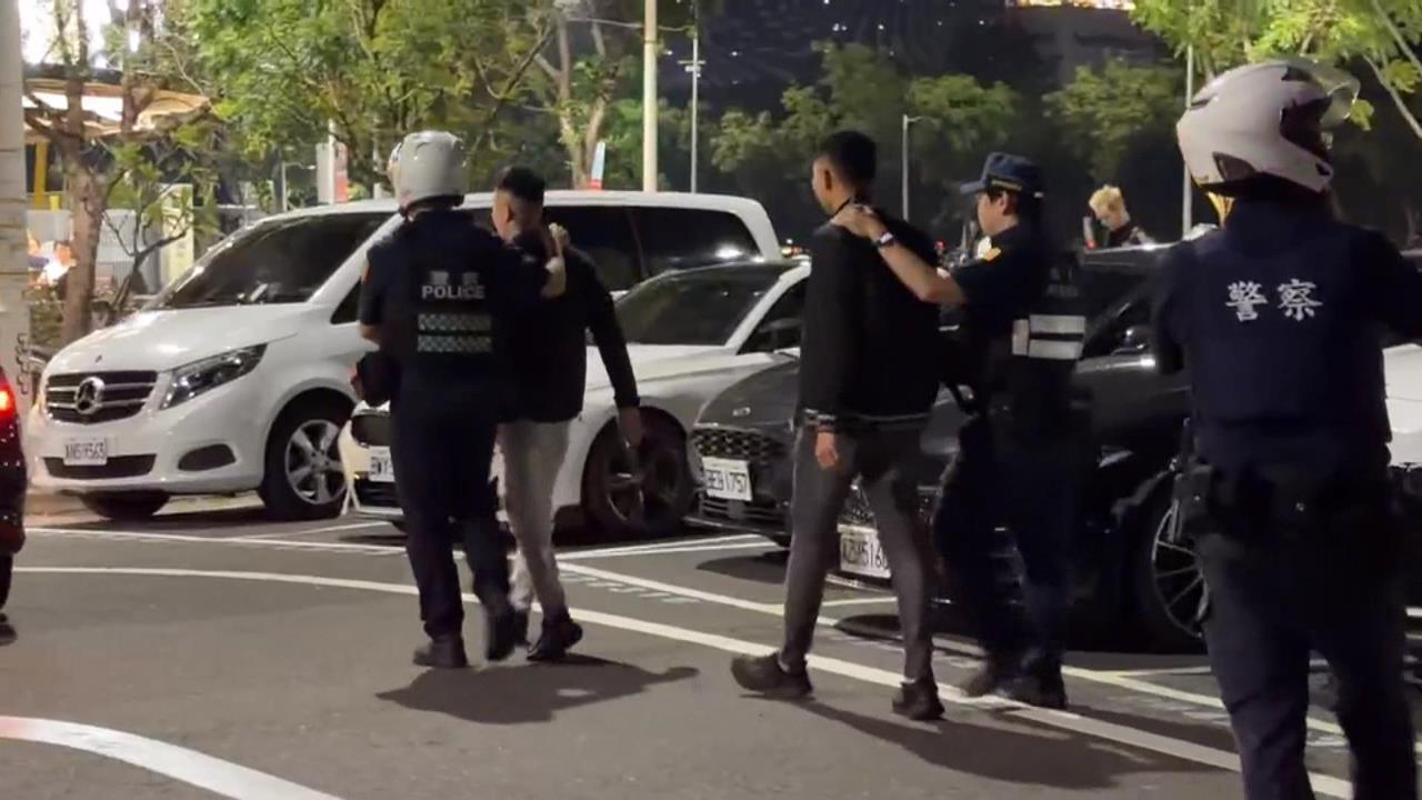 兩派人馬相約談判爆口角　翻桌還變成大亂鬥