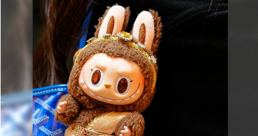 26歲妹用「血簽約賣靈魂」買Labubu　俄東正教會說話了