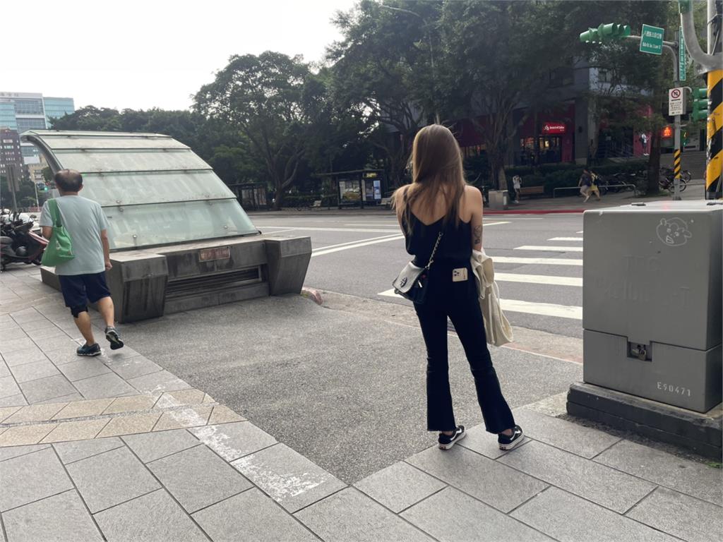 快新聞/高溫再上看36度!午後西半部恐變天 外出注意避暑、攜帶雨具