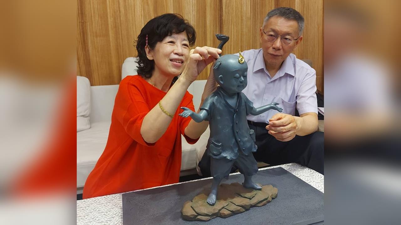 快新聞／柯文哲「外專資格」岌岌可危　陳佩琪曝近況：忙上課