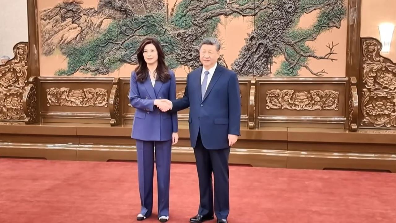 快新聞/時隔10年!鄭麗文北京會晤習近平 兩人握手長達14秒