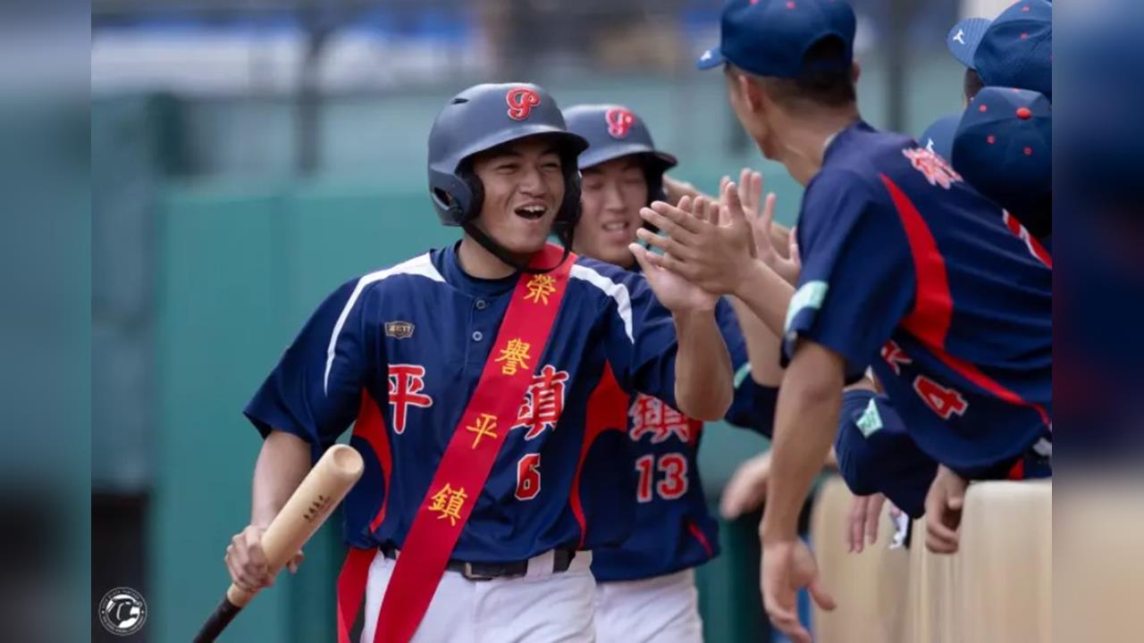 黑豹旗(影)/大魔王平鎮高中再登王座!4比1擊敗黑馬羅東高工 奪下隊史第8冠