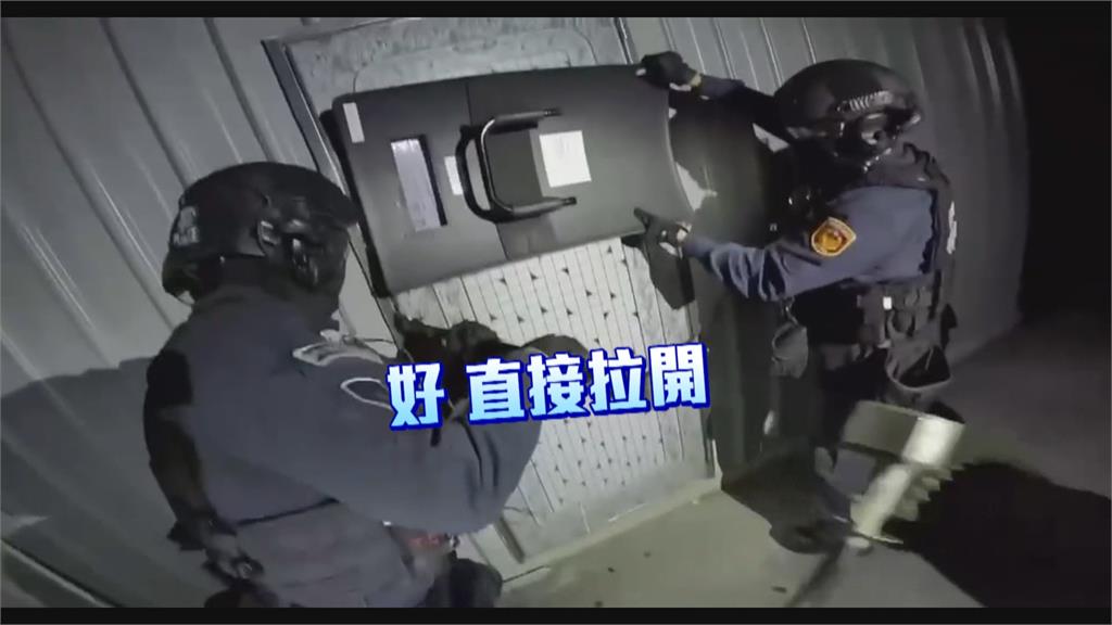 高雄大寮廠房改造「越式KTV」 40名越籍移工大開毒趴遭逮捕