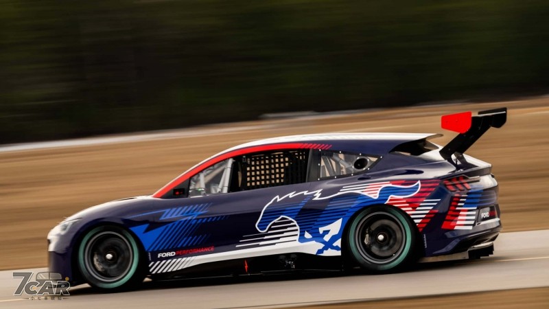 專為NASCAR打造　Ford推出Mach-E Prototype原型賽車