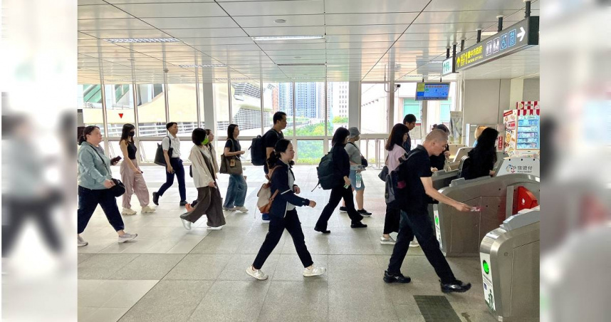 爽中商務艙機票！9／30不領就註銷　中捷急曝幸運兒3大特徵