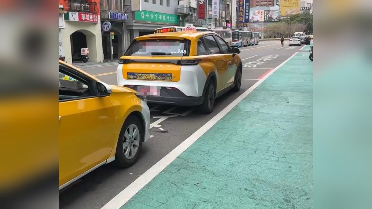 快新聞／新竹女子欲搭霸王車不成　竟開車門嗆「別以為我不敢跳」