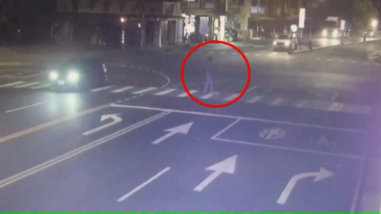 人心惶惶！北捷恐攻釀４死　高雄小港深夜「煙霧瀰漫」遭擲信號彈